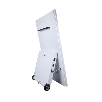 55 اینچ آگهی دیجیتال در فضای باز باتری قابل حمل و صفحه نمایش تبلیغاتی LCD برای کمپین های تبلیغاتی در فضای باز