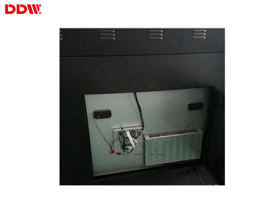 IP65 ضد آب در فضای باز نشانه های دیجیتال Kiosk صفحه نمایش لمسی 49 اینچ مستقل DDW-AD4901S 500nits