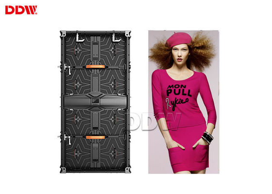 صفحه نمایش تلویزیون دیواری ویدئویی LED 50/60 Hz Splice AC90-264V Pixel Density 43264 Dot / M2